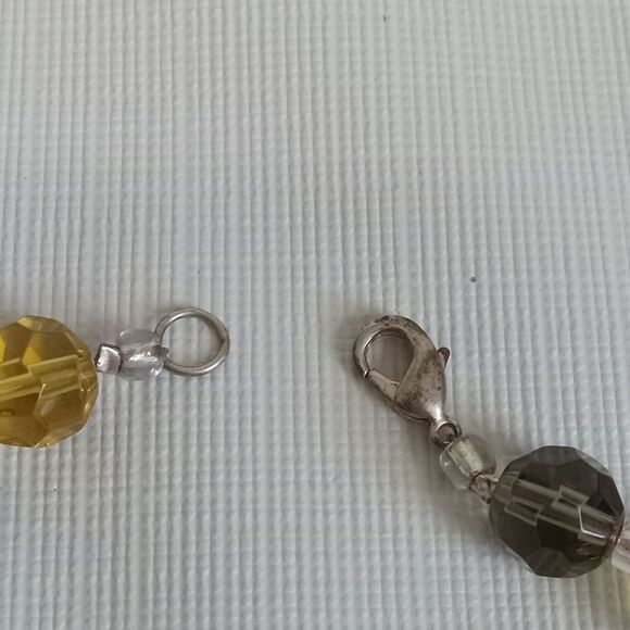 Vintage Gray & Yellow Transparent Beads with Metal Beads Single Strand Necklace - Picture 9 of 9